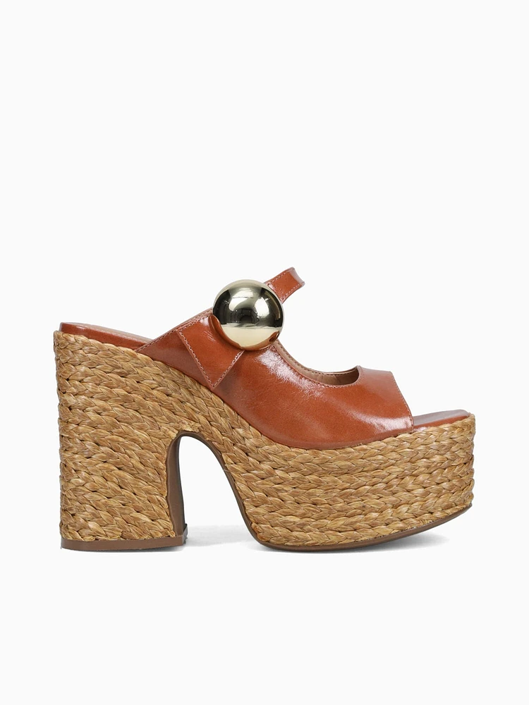 Mara Dune Diamond Leather