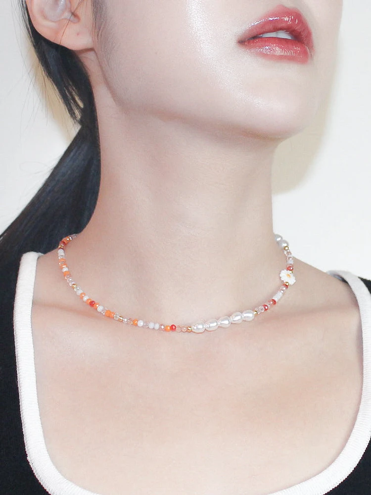 Choker necklace