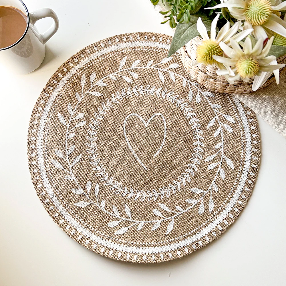 Round patterned placemat - Heart