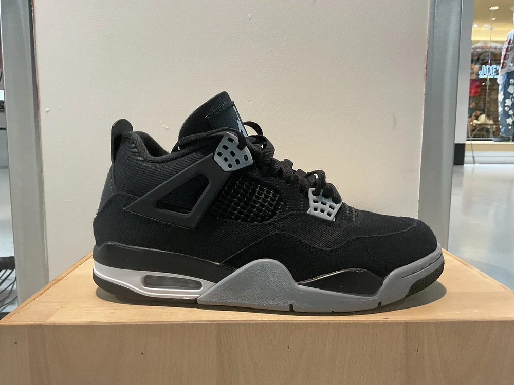 Pre-Owned Air Jordan 4 Retro SE 'Black Canvas'