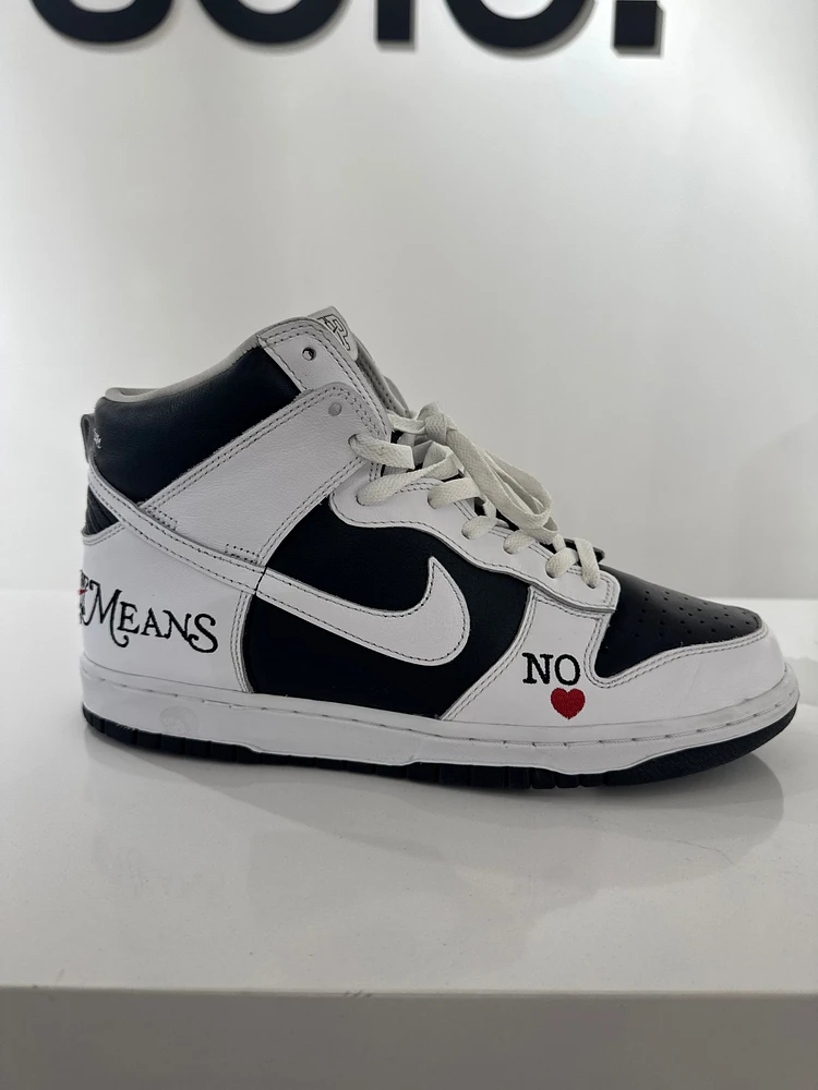 Pre-Owned Supreme x Dunk High SB 'By Any Means - Stormtrooper'