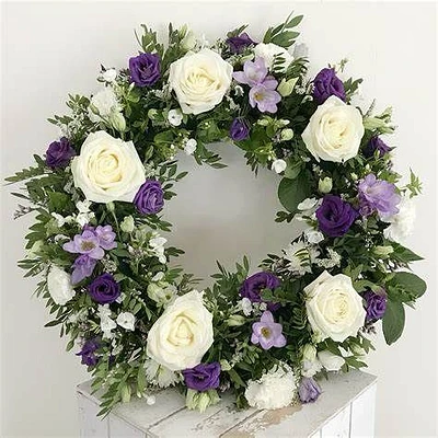 Whispering Winds Wreath