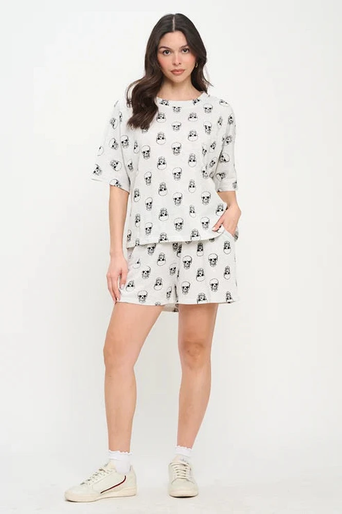 All Over Skull Print Relaxed Tshirt