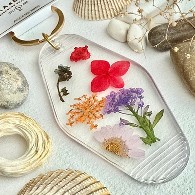 Ashbury Pressed Flowers Keychain