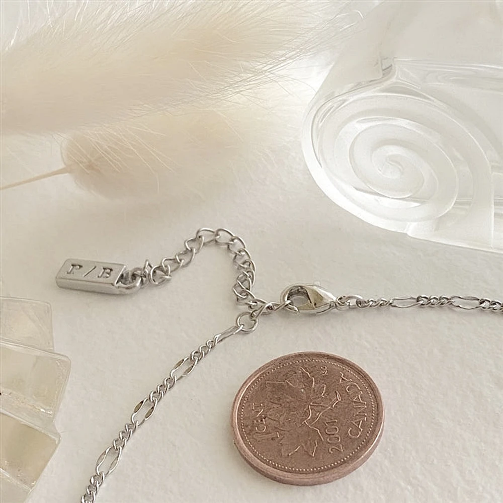 Figaro Flat Link Patterened Chain