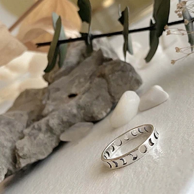 Synodic Moon Phase Band Ring