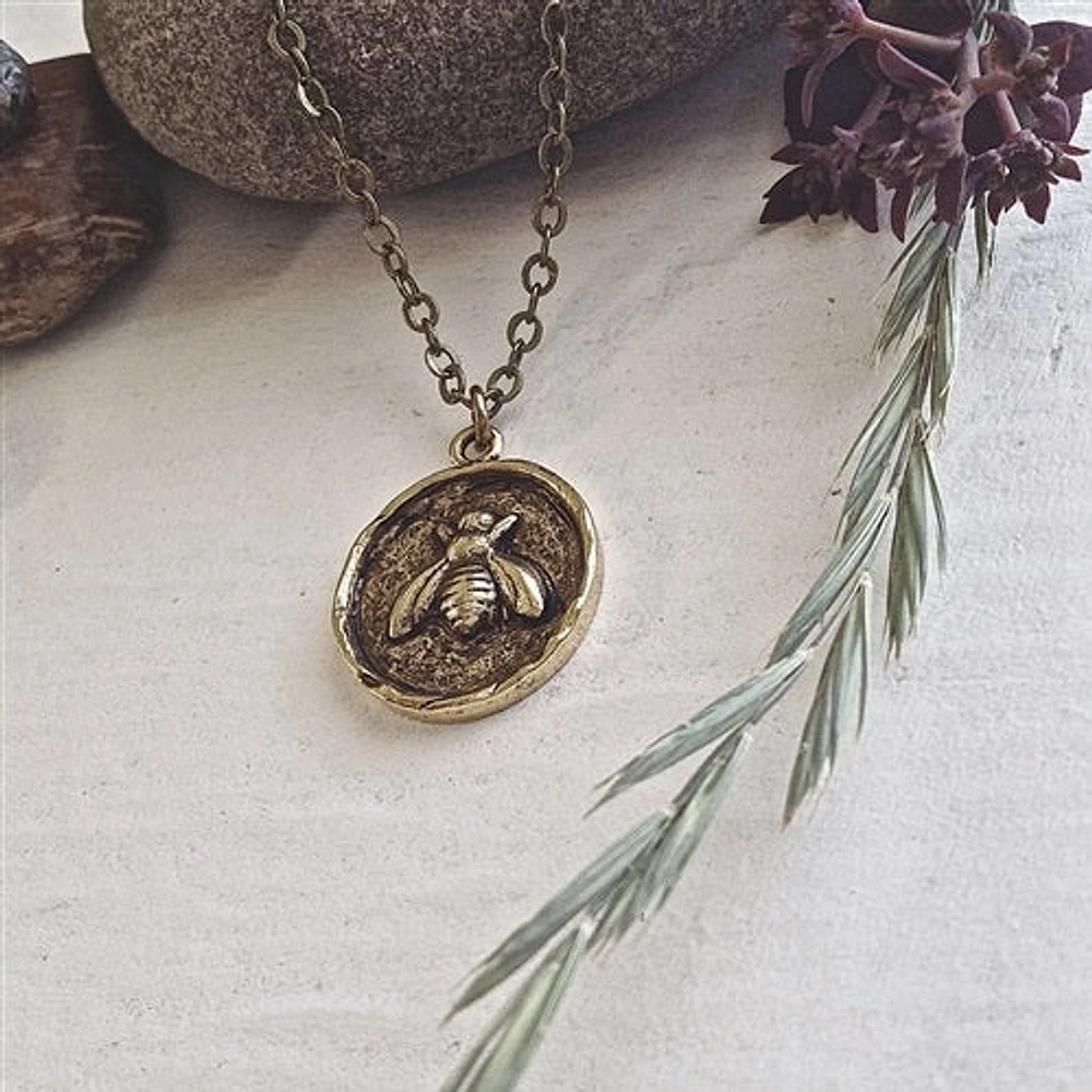 Collar Abeja Latón Antiguo