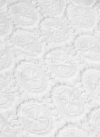 Robe en dentelle crochetée