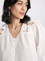 Blouse à détails en dentelle