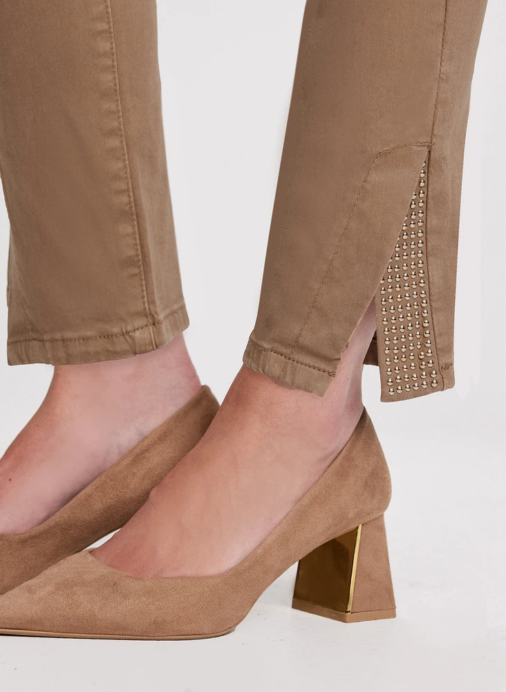 Embellished Slit Hem Jeans
