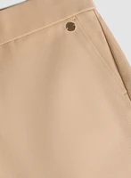 Lateral Slit Pull-On Capris