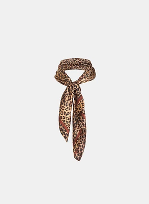 Foulard à motif léopard