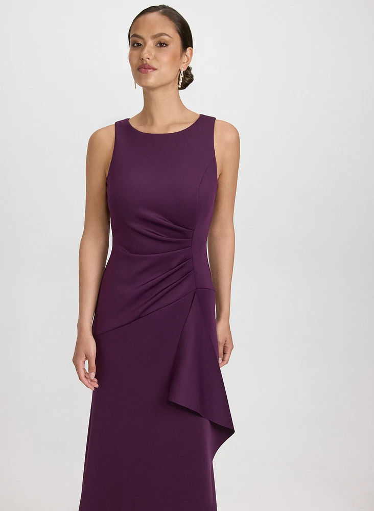 Robe de soirée à détail volanté