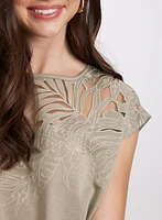 T-shirt à détail en dentelle