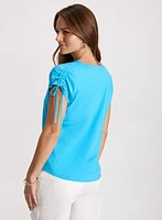 T-shirt à encolure en V et cordons