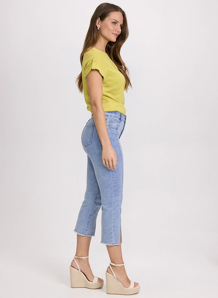Capri en denim orné de pierres