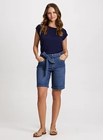 T-shirt orné et short en jean à nouer