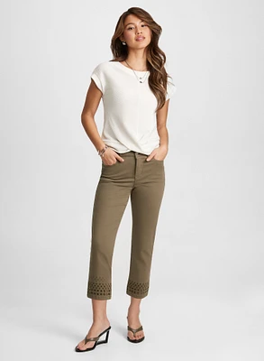 Knotted Cap-Sleeve Top & Straight Leg Denim Capris
