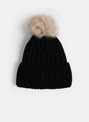 Tuque en tricot côtelé à pompon