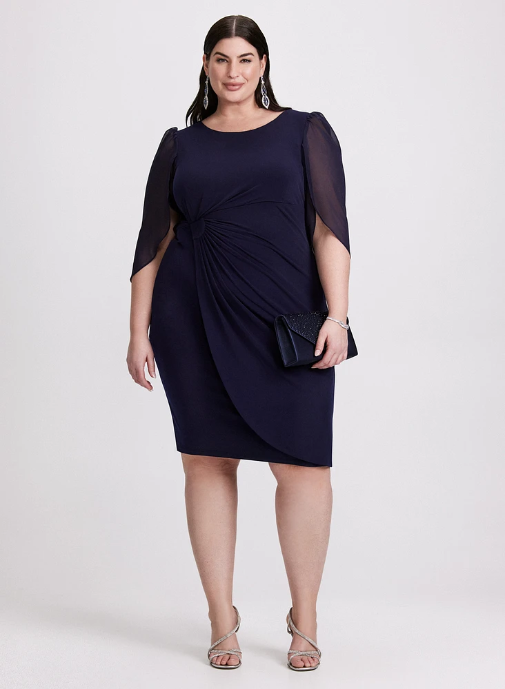 Robe drapée à manches transparentes