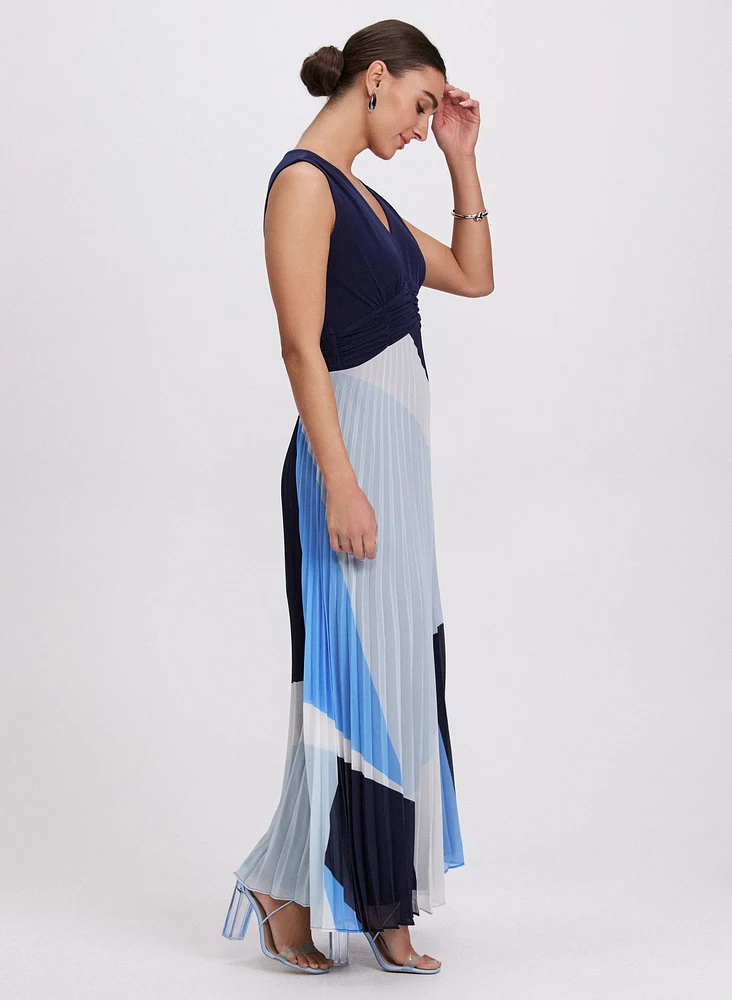 Pleated Geometric Print Dress