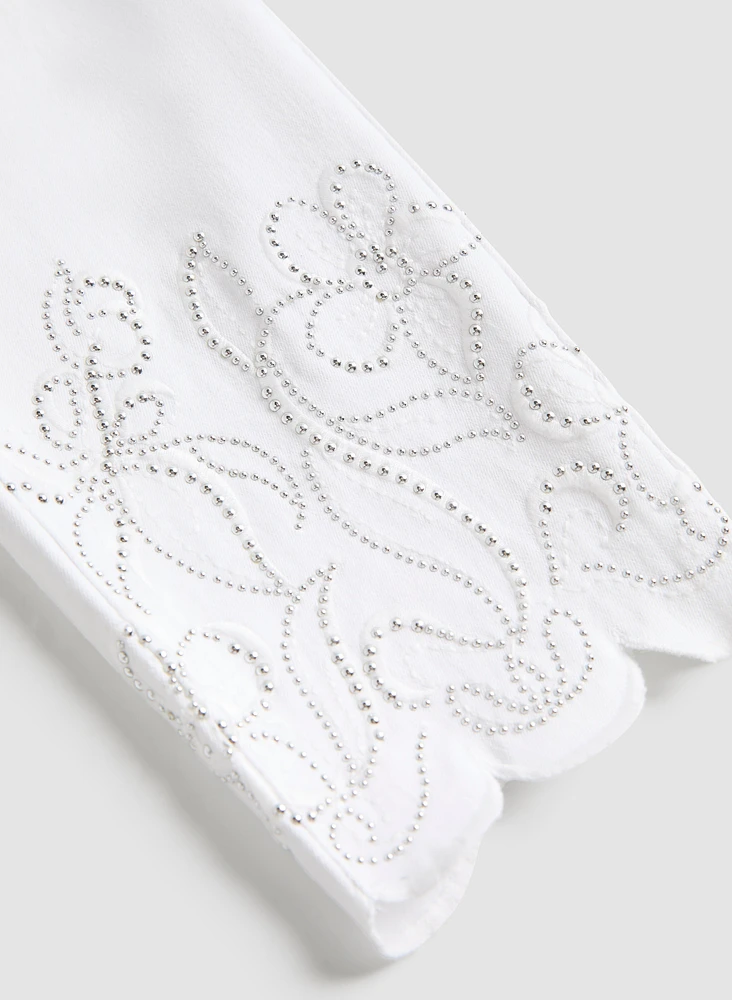 Embroidered Hem Pull-On Jeans