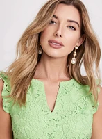 Robe en dentelle à motif floral