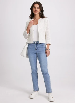 Veste en crochet à poches appliquées et jean embelli à jambe droite
