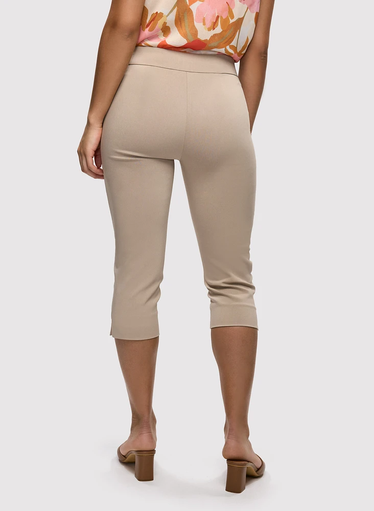 Straight Leg Pull-On Capris