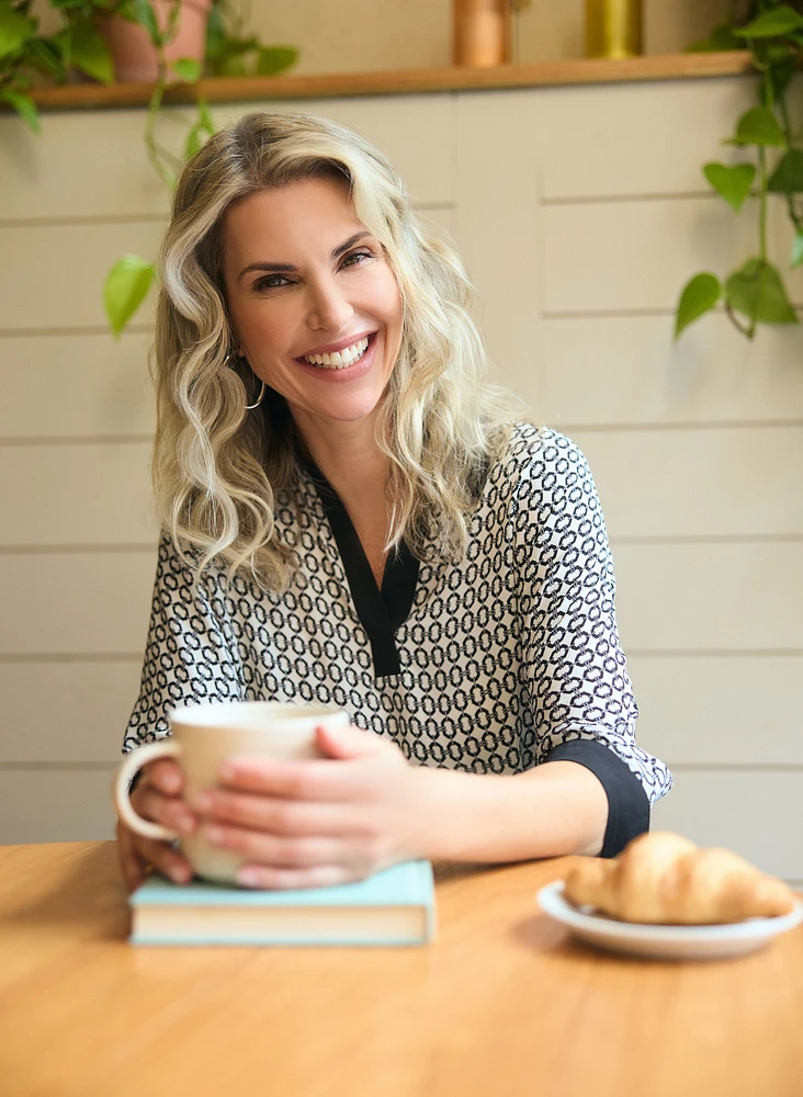 Geometric Contrast Blouse