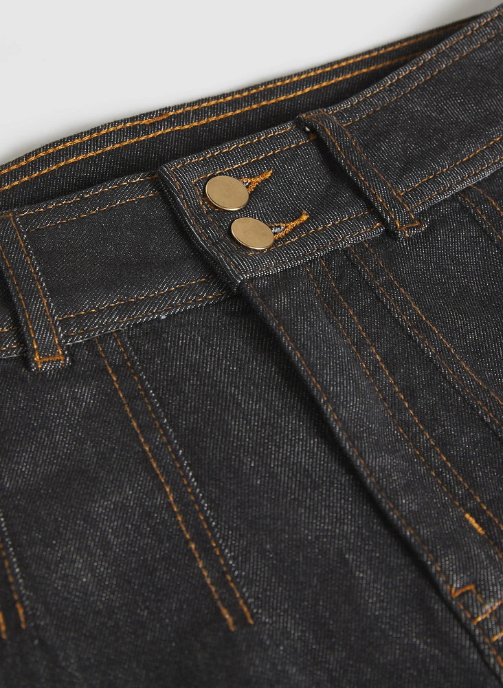 Wide-Leg Jeans