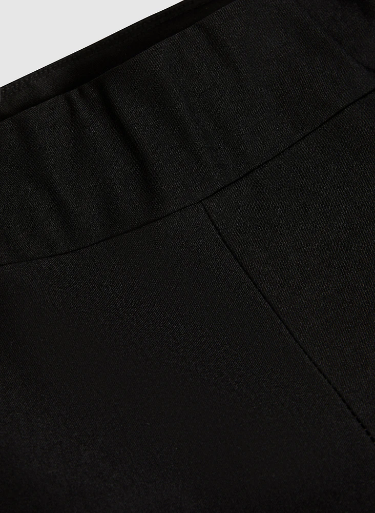 Pull-On Lateral Slit Capris