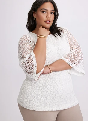 Haut en dentelle crochetée