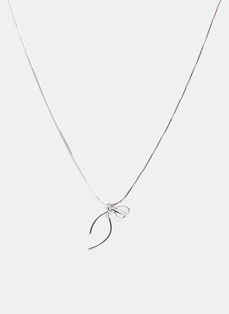 Bow Pendant Necklace