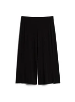Side Slit Pull-On Capris