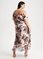 Robe fleurie à épaules dénudées