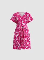 Robe florale ajustée et évasée