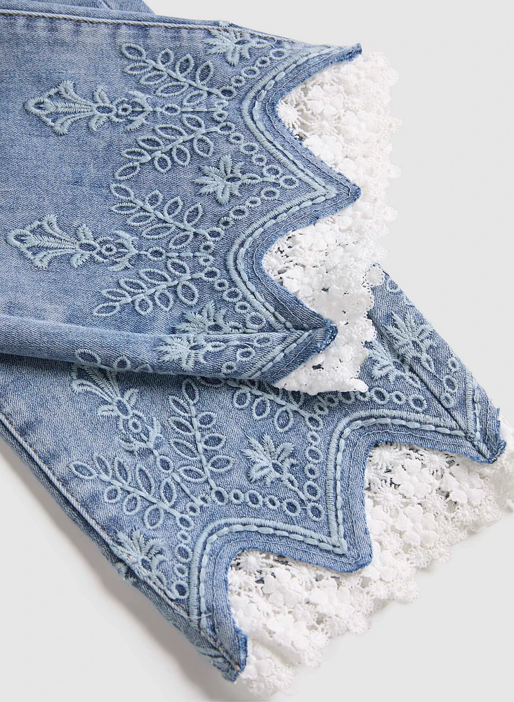 Lace Hem Ankle Leg Jeans