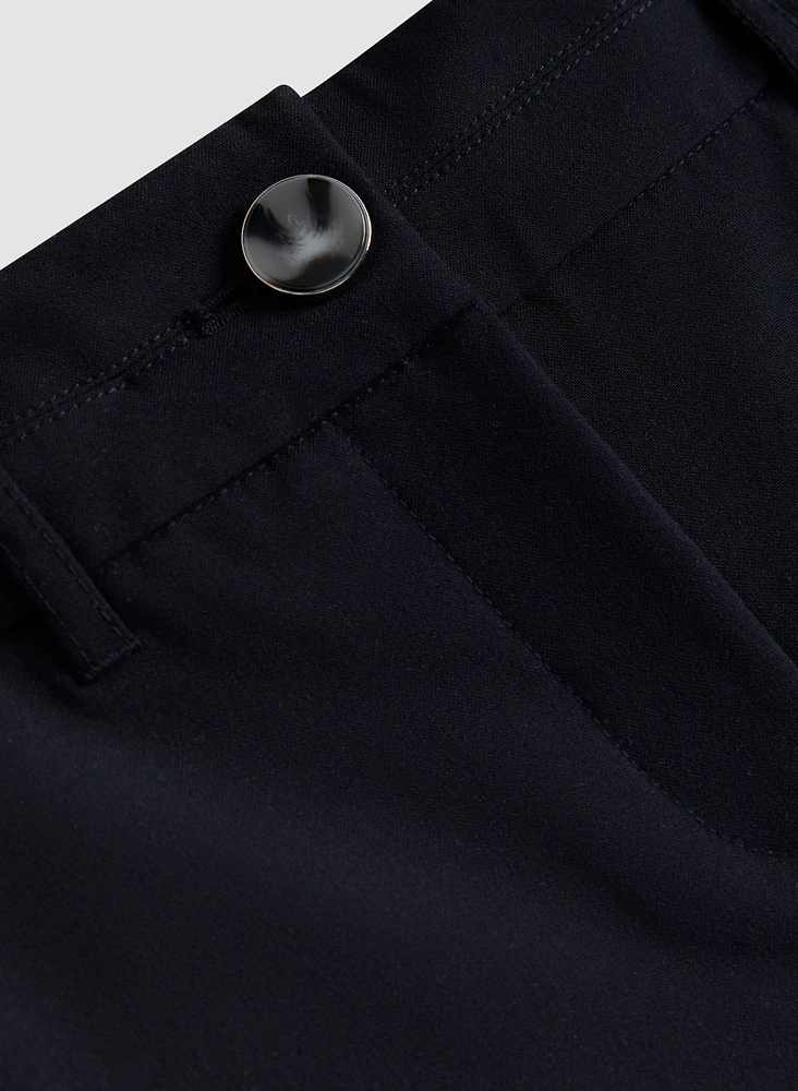 City Fit Slim Leg Pants