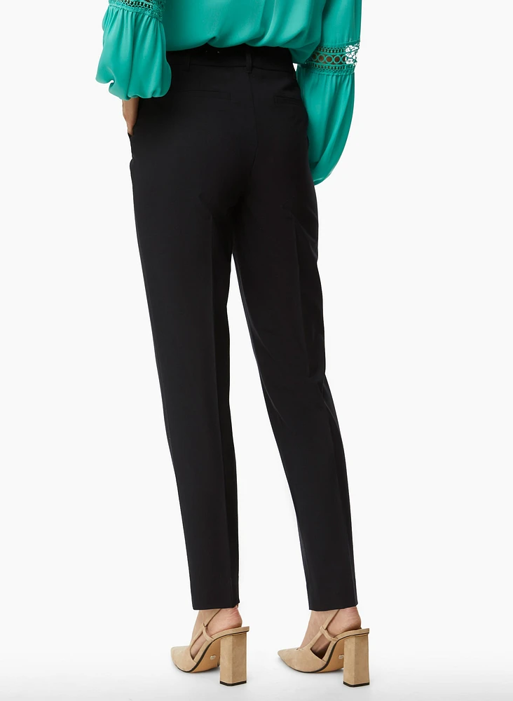 City Fit Slim Leg Pants