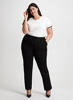 T-shirt basique et pantalon à enfiler