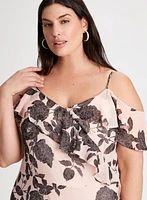 Robe fleurie à épaules dénudées