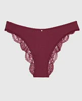 Culotte Cheeky avec dos en dentelle rouge somptueux