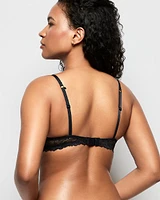 Soutien-gorge pigeonnant avec côté en dentelle noir