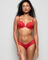 Culotte cheeky avec bordure en dentelle rouge cosmo