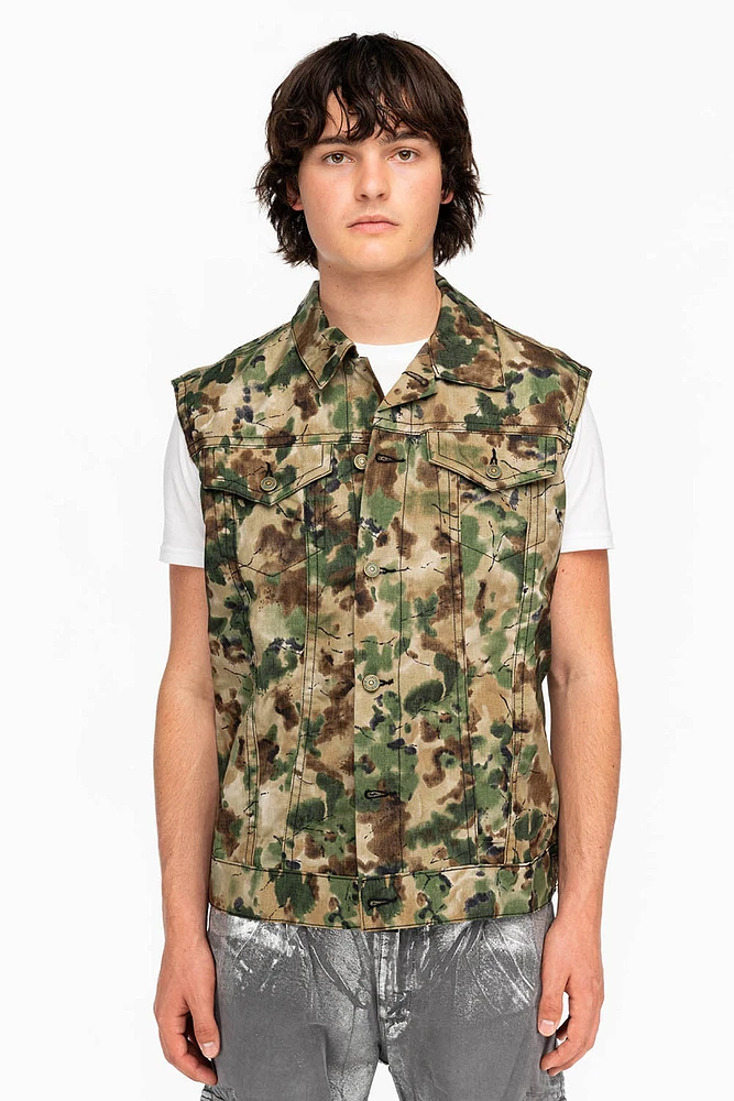 MENS VEST WITH PATCHES CAMO GREEN