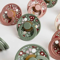 LIBERTY Pacifier Bibs 6-18m Set of 2