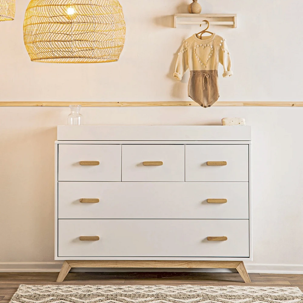 Soho 5-Drawer Dresser - White / Natural