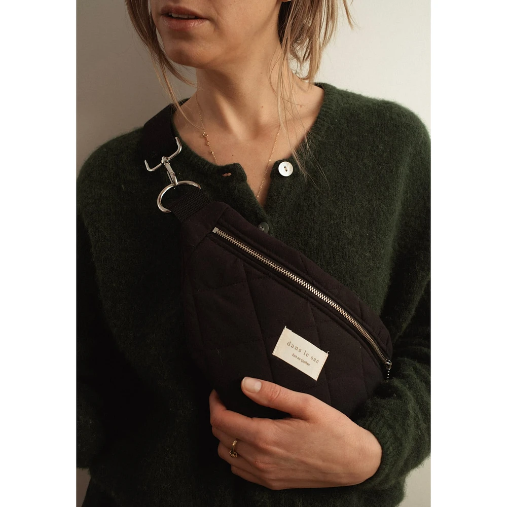 Quilted waist bag-Black/Black