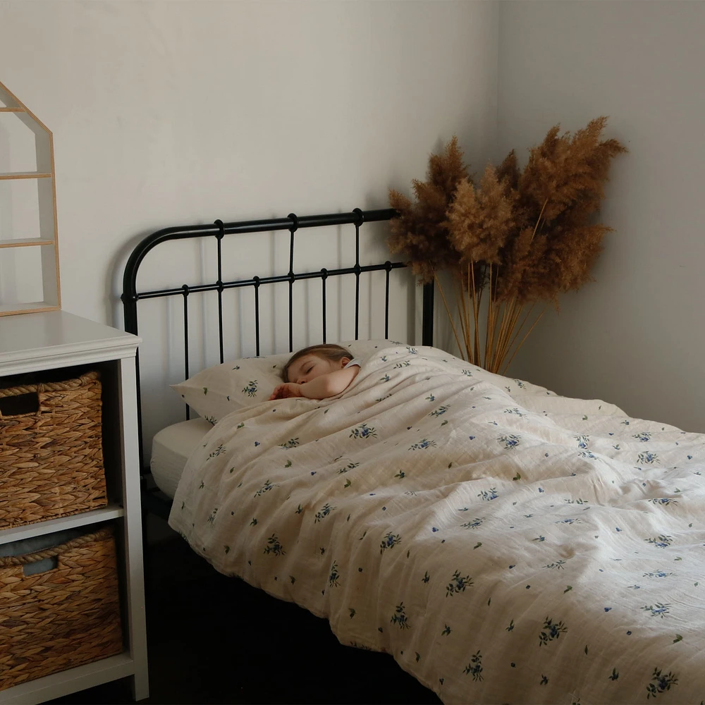 Quilted Comforter & Pillowcase